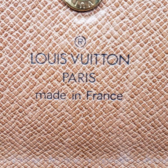 Louis Vuitton Pochette Monnaie Monogram Wallet - Picture 15 of 16